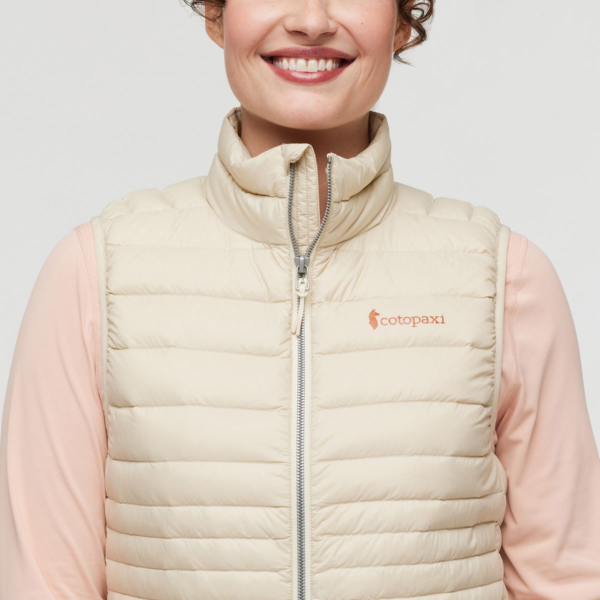 ◆UMBRO◆ Women's Cozy Crop Down Vest Ivory UP422CDVN3 UP422 Cityork Puffer Vest Women Stand Collar Zipper Cropped Vest